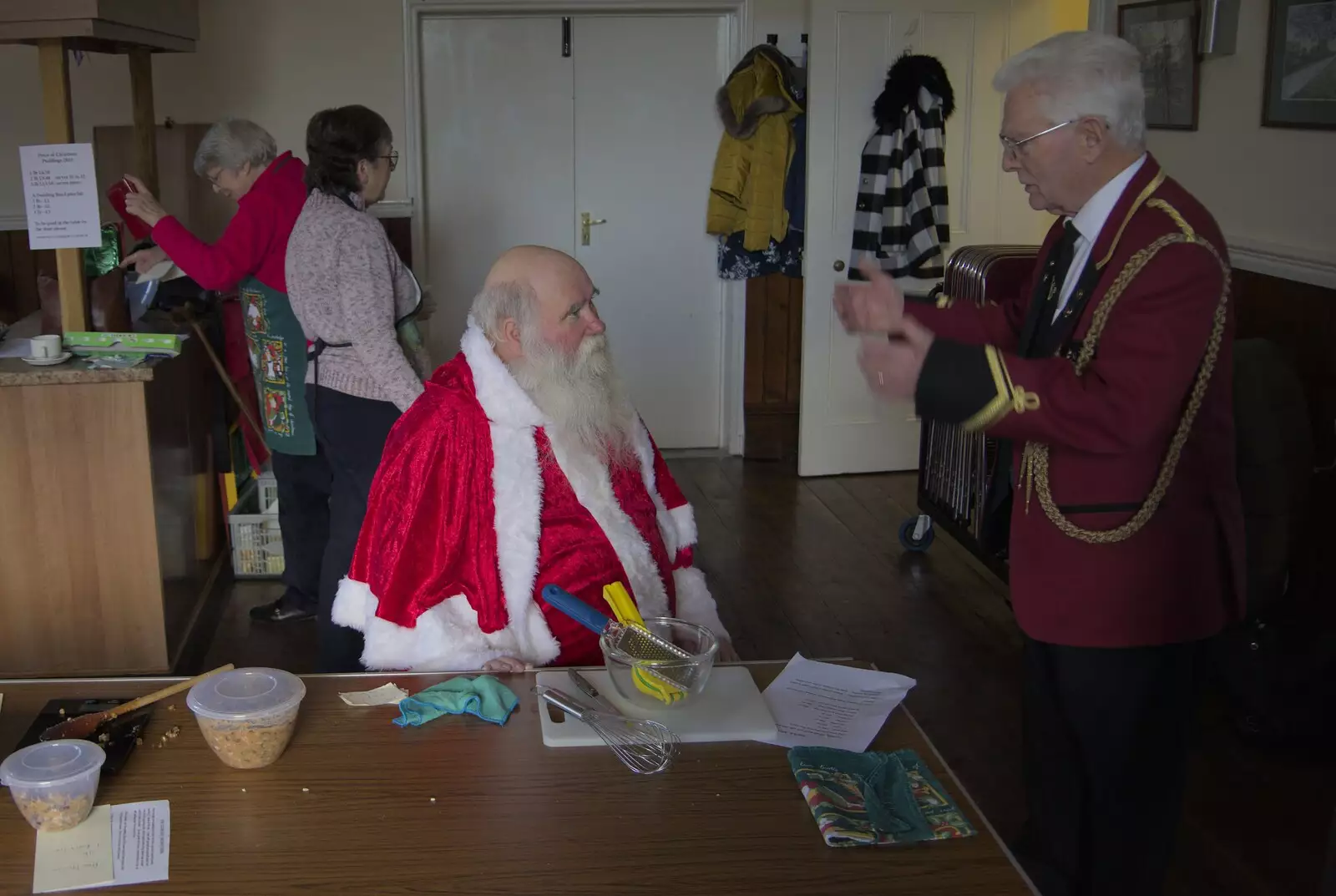 Adrian chats to Terry, from The GSB and the Christmas Pudding Mixing, Wickham Skeith, Suffolk - 25th November 2023