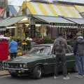 There's an old Rover 2500 outside Cary's Flowers, SYWO and Christmas Eve in Norwich, Norfolk - 24th December 2023