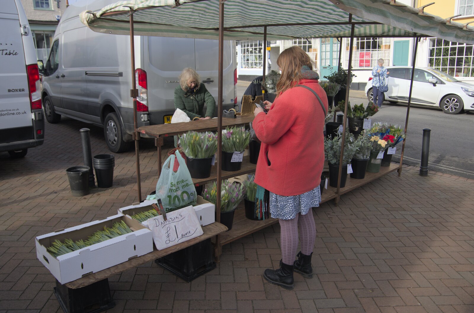 Isobel buys some flowers in Woodbridge from A February Miscellany, Diss and Woodbridge, Suffolk - 3rd February 2024