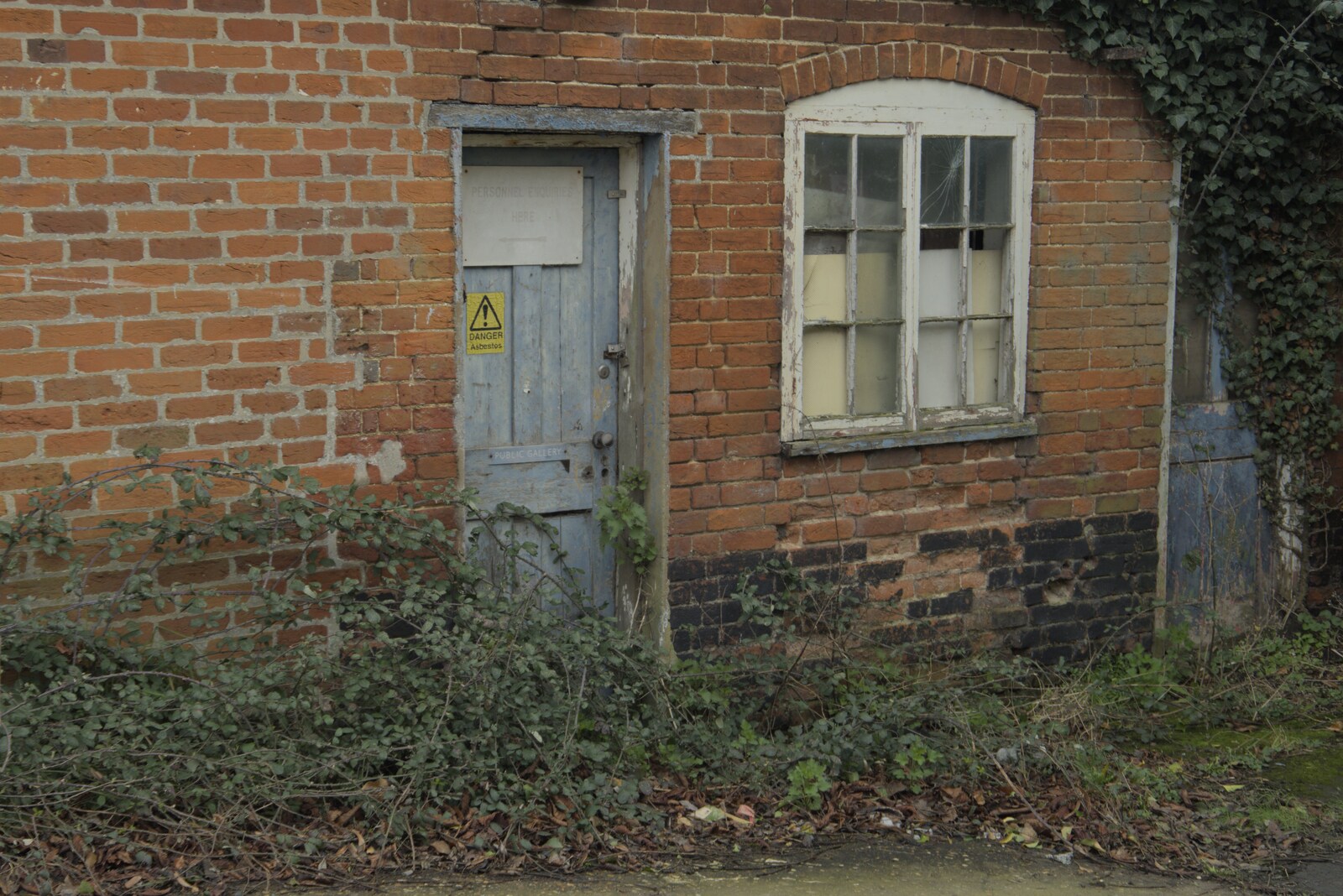 A derelict building that says 'public gallery' from Palgrave Player's Wrap Party and a March Miscellany, Suffolk - 6th March 2024