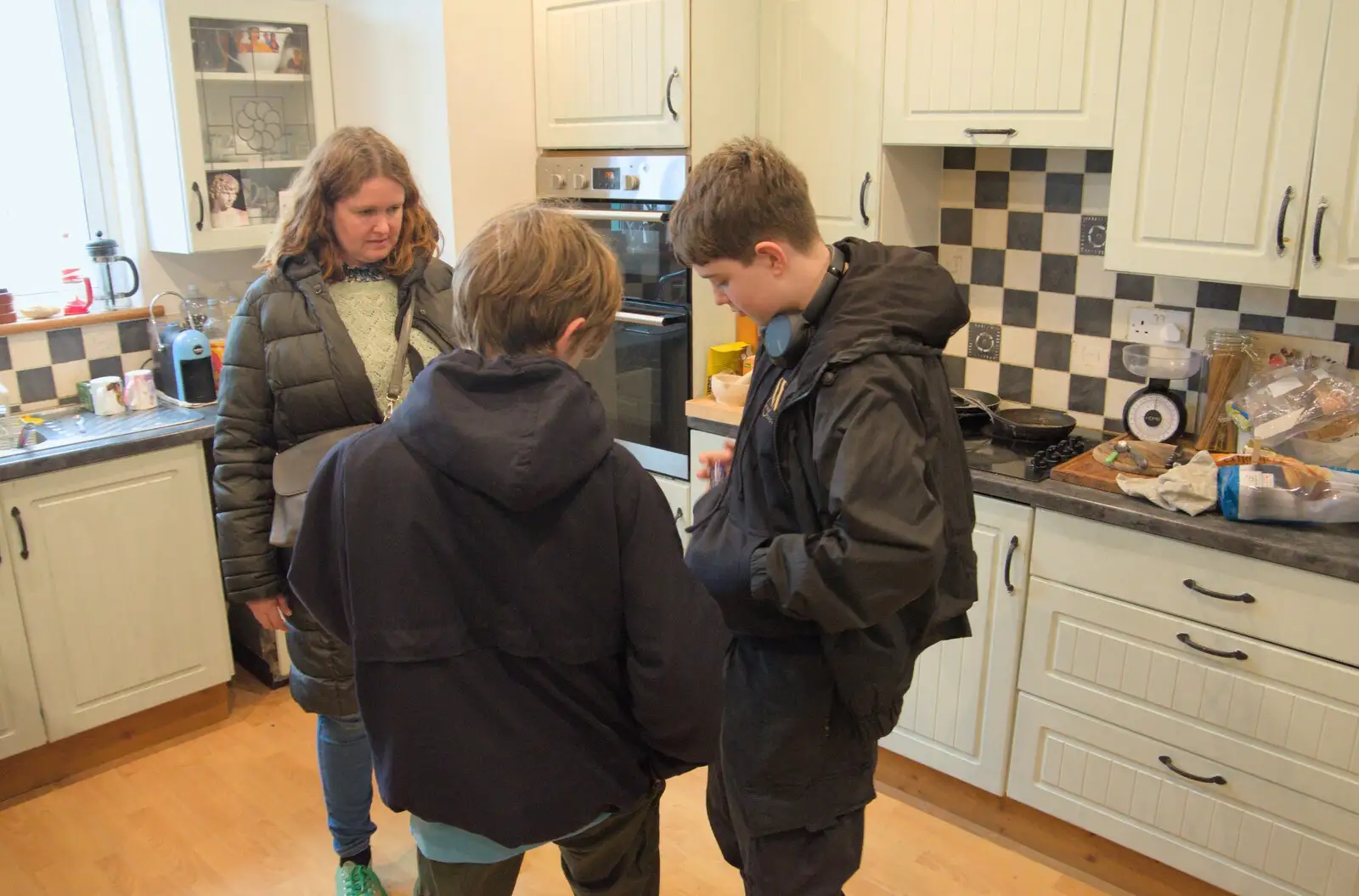 We're in Da Gorls' kitchen, from A Couple of Days in Dublin, Ireland - 12th April 2024