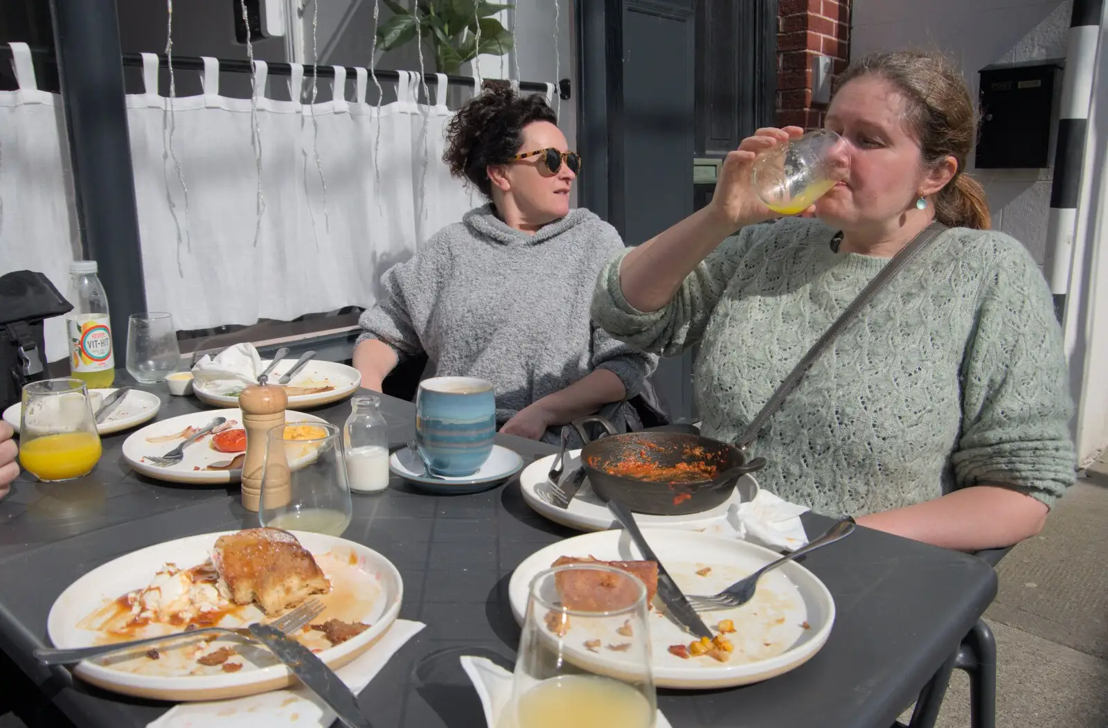 Evelyn and Isobel have finished brunch, from A Couple of Days in Dublin, Ireland - 12th April 2024