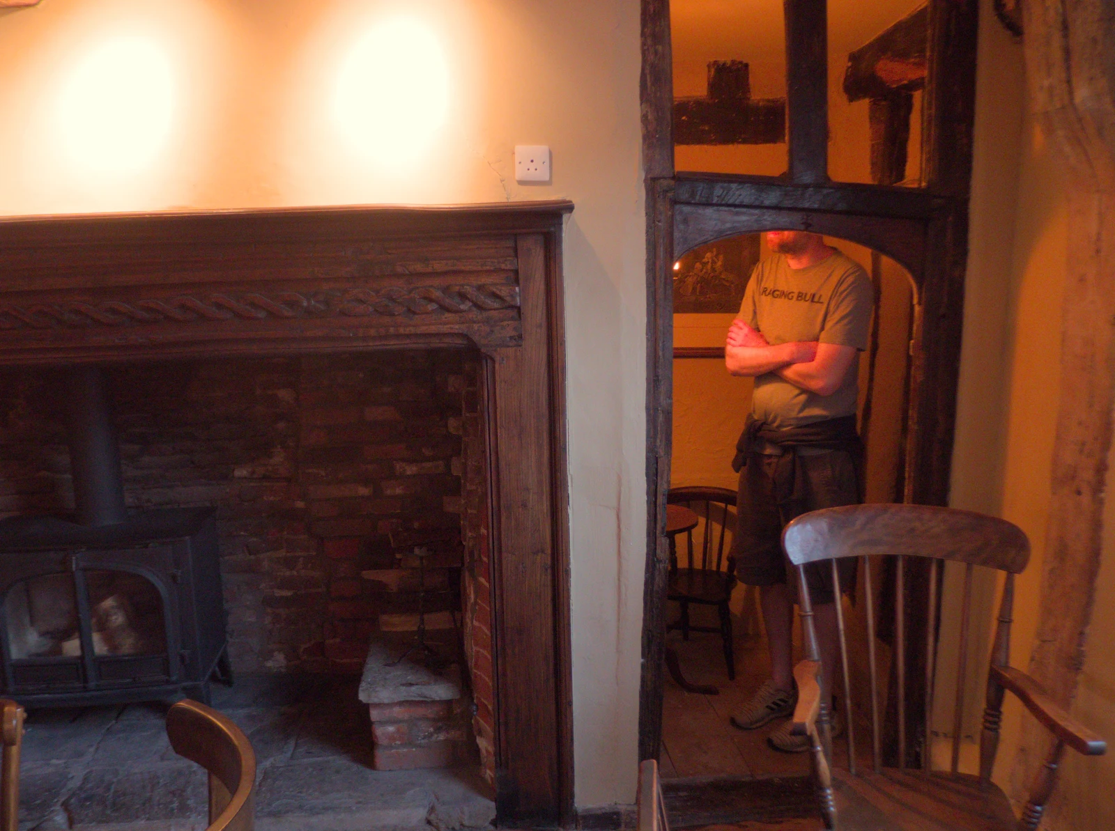 The Boy Phil checks out a tiny snug, from The BSCC at The Lion, Debenham, Suffolk - 2nd May 2024