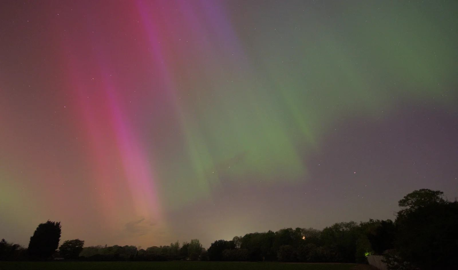 A curtain of light, from The Northern Lights and a Pool Tournament, Brome, Suffolk - 10th May 2024