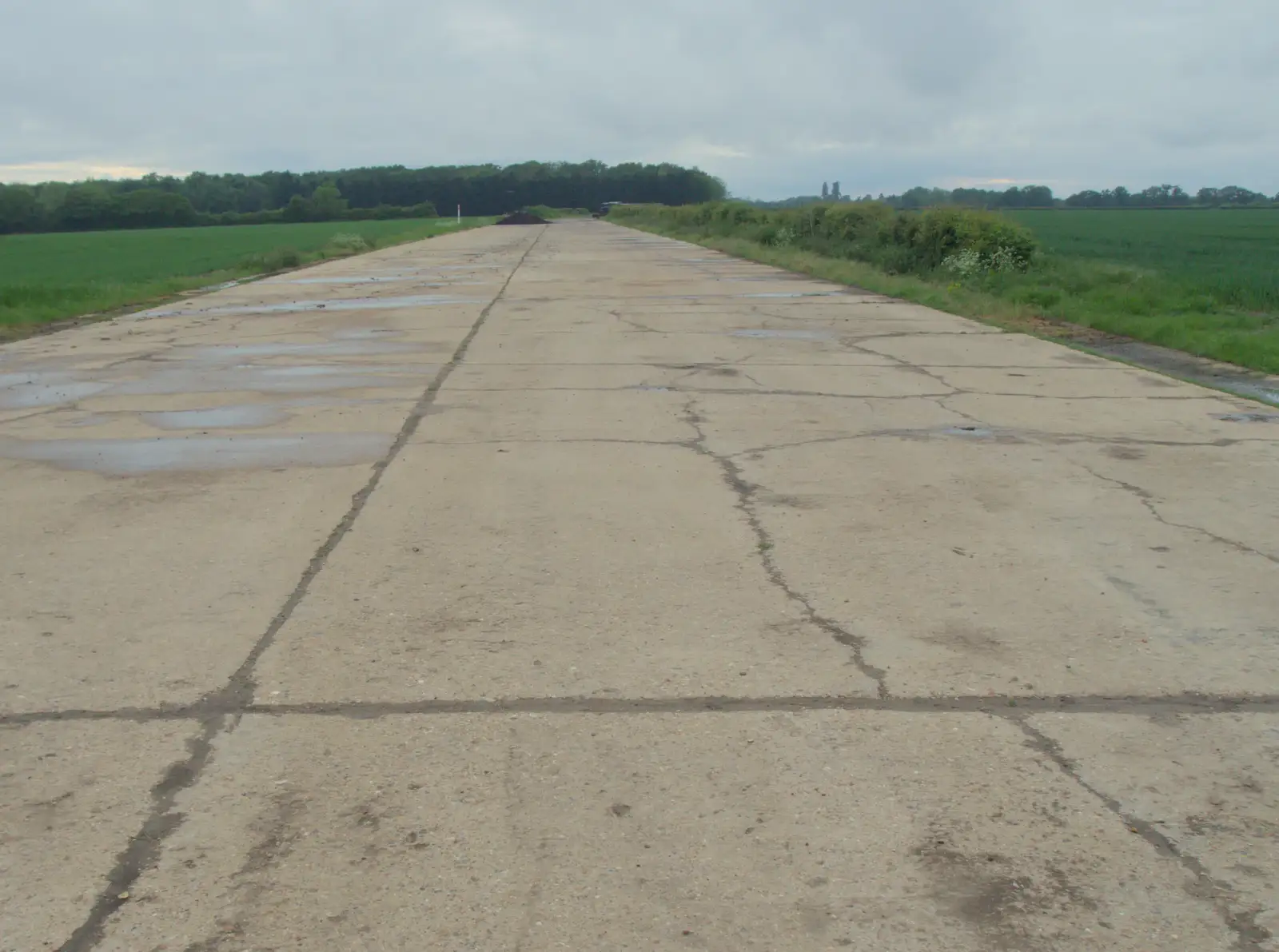 Some of the original 1940s concrete perimeter road, from The BSCC at The Half Moon, Rushall, Norfolk - 16th May 2024