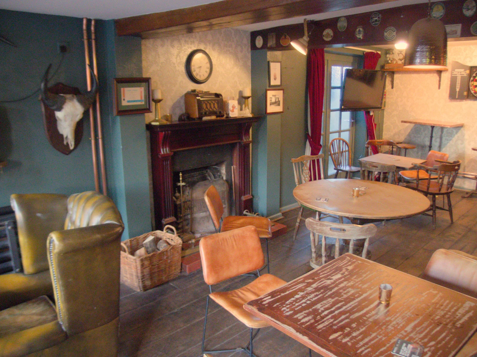 The other end of the main bar in the Greyhound, from A Trip to Beccles, and the BSCC at The Greyhound, Botesdale, Suffolk - 23rd May 2024