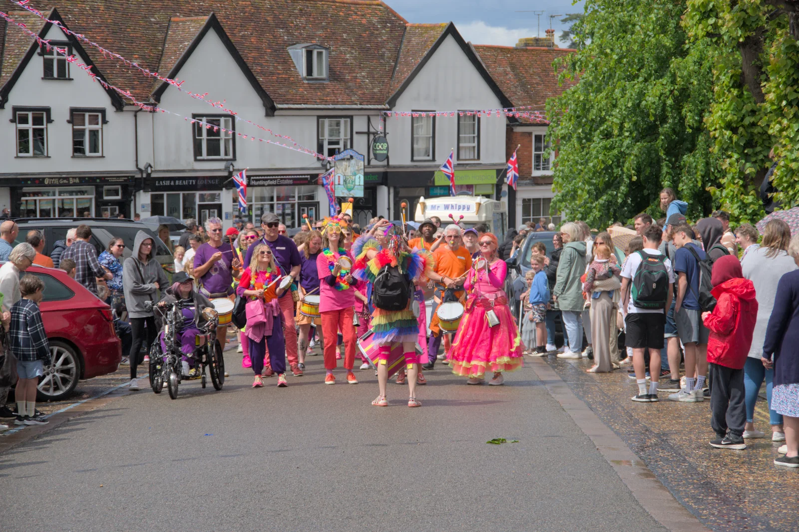 The sun comes out again, from Saxtead Mill, Framlingham Gala and Chips on the Beach, Aldeburgh - 27th May 2024