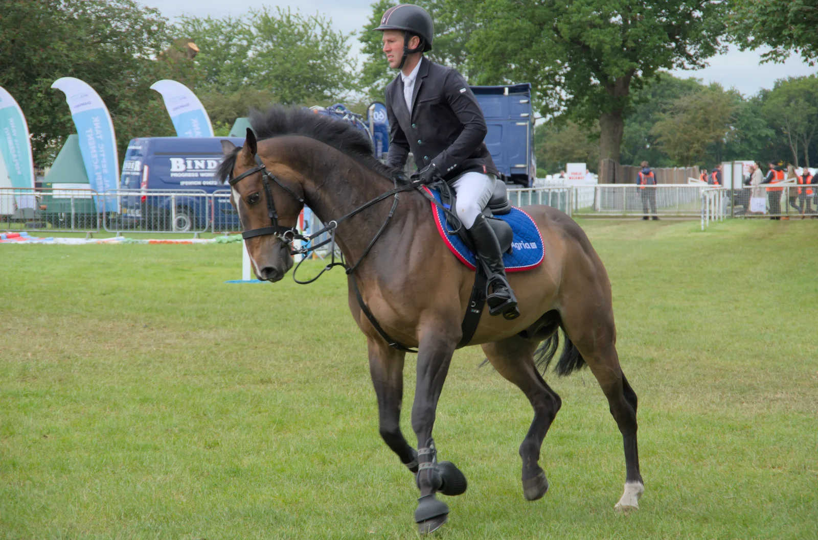 A thoroughbred trots around, from Fred and the SYWO at the Suffolk Show, Trinity Park, Ipswich - 30th May 2024