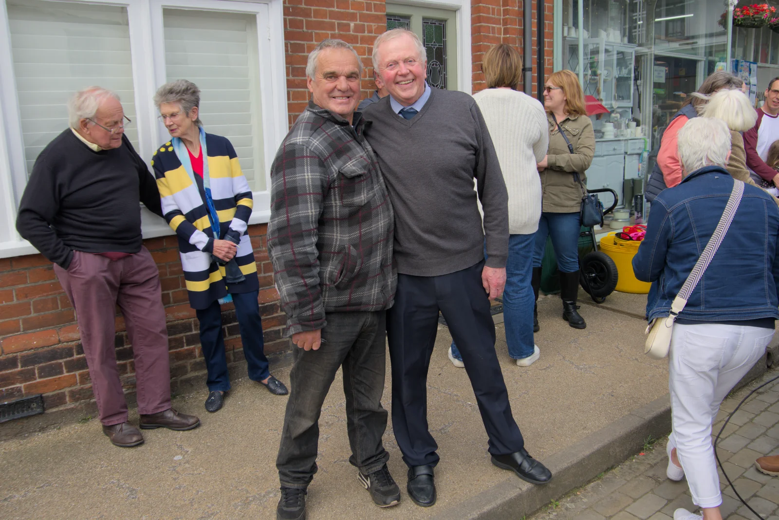 Munchie poses for a photo with Ollie, from Ollie's 70th Birthday, The Handyman, Eye, Suffolk - 1st June 2024