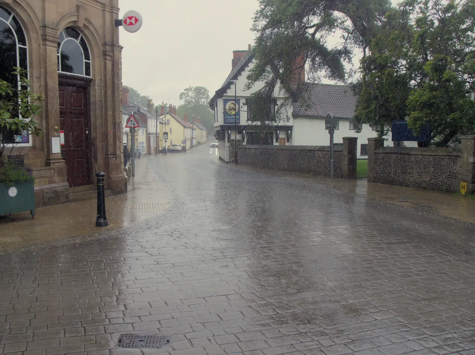 It briefly lashes it down outside Browne's , from Mama Afrika, and Richard Hawley at the UEA, Norwich - 16th June 2024