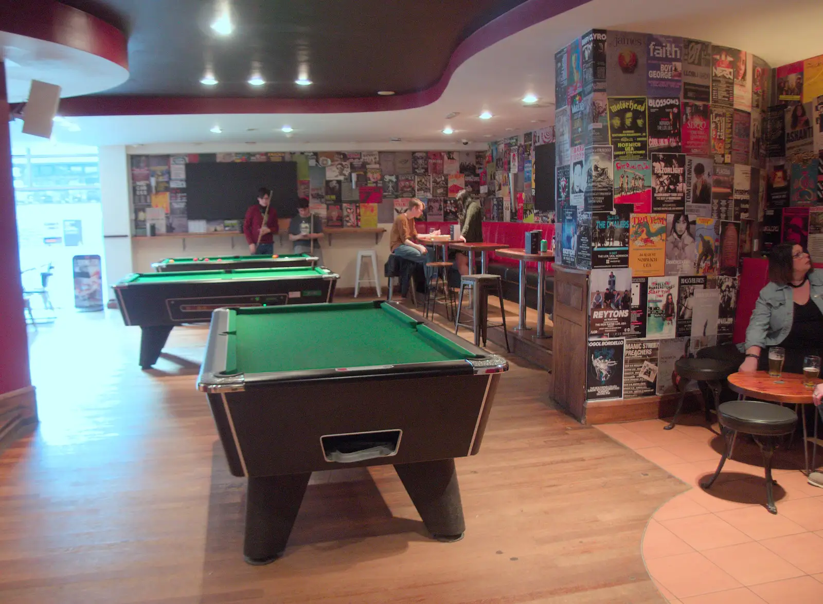 Stick game in the students' union bar, from Mama Afrika, and Richard Hawley at the UEA, Norwich - 16th June 2024