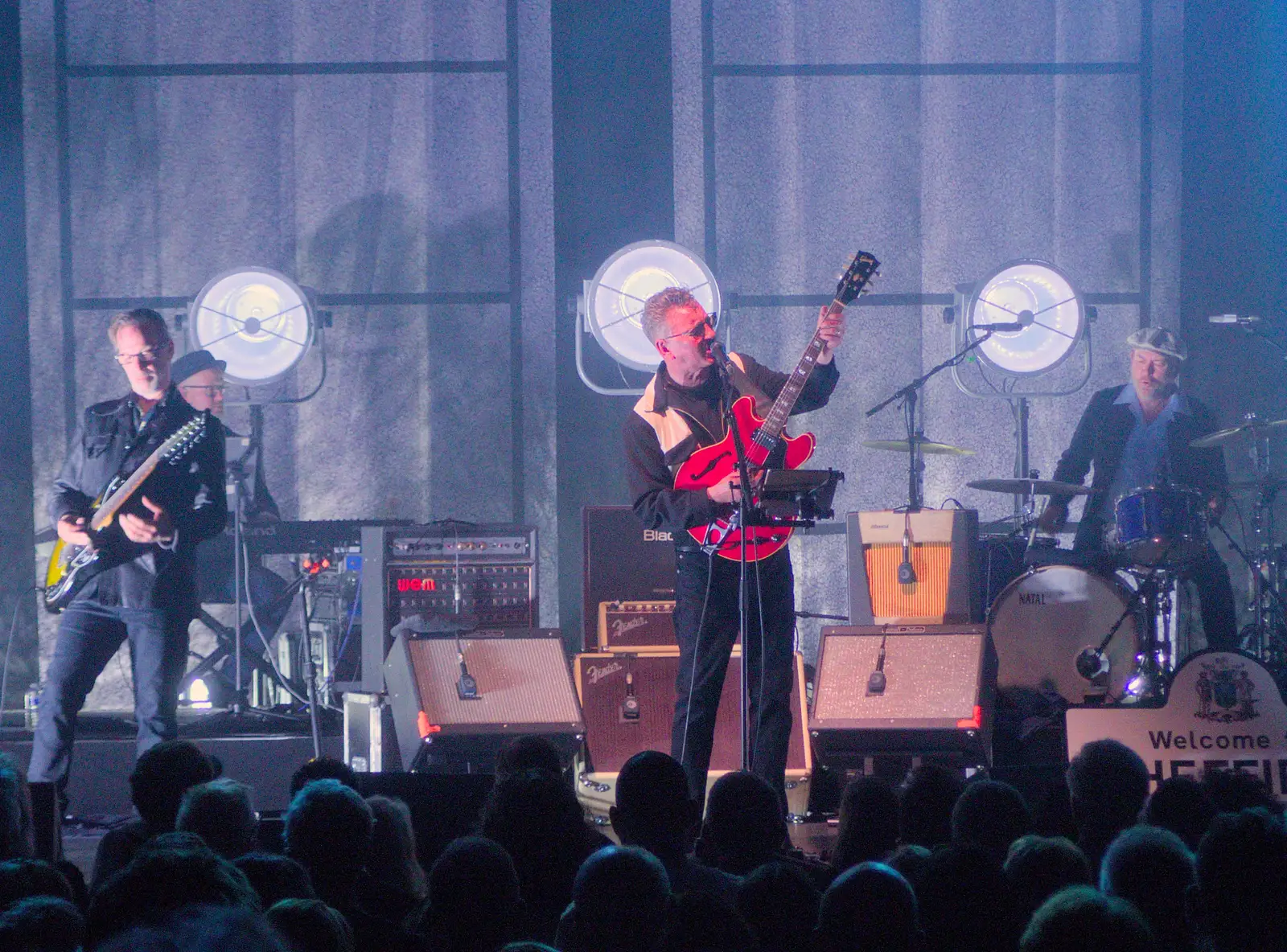 The big red Gibson comes out again, from Mama Afrika, and Richard Hawley at the UEA, Norwich - 16th June 2024