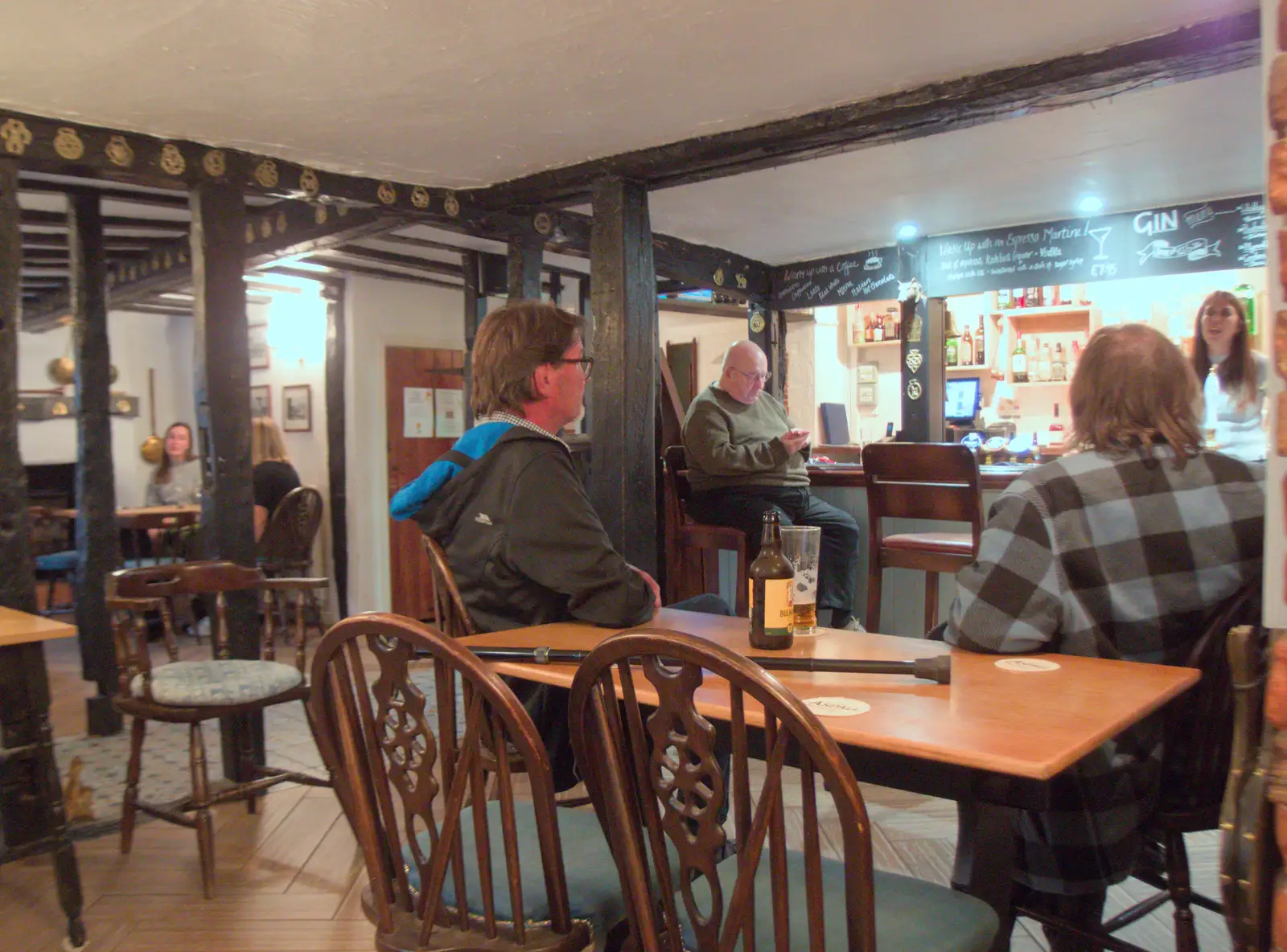 The bar of the Gissing Crown, from The BSCC at Gissing Crown and Thelnetham White Horse - 18th July 2024