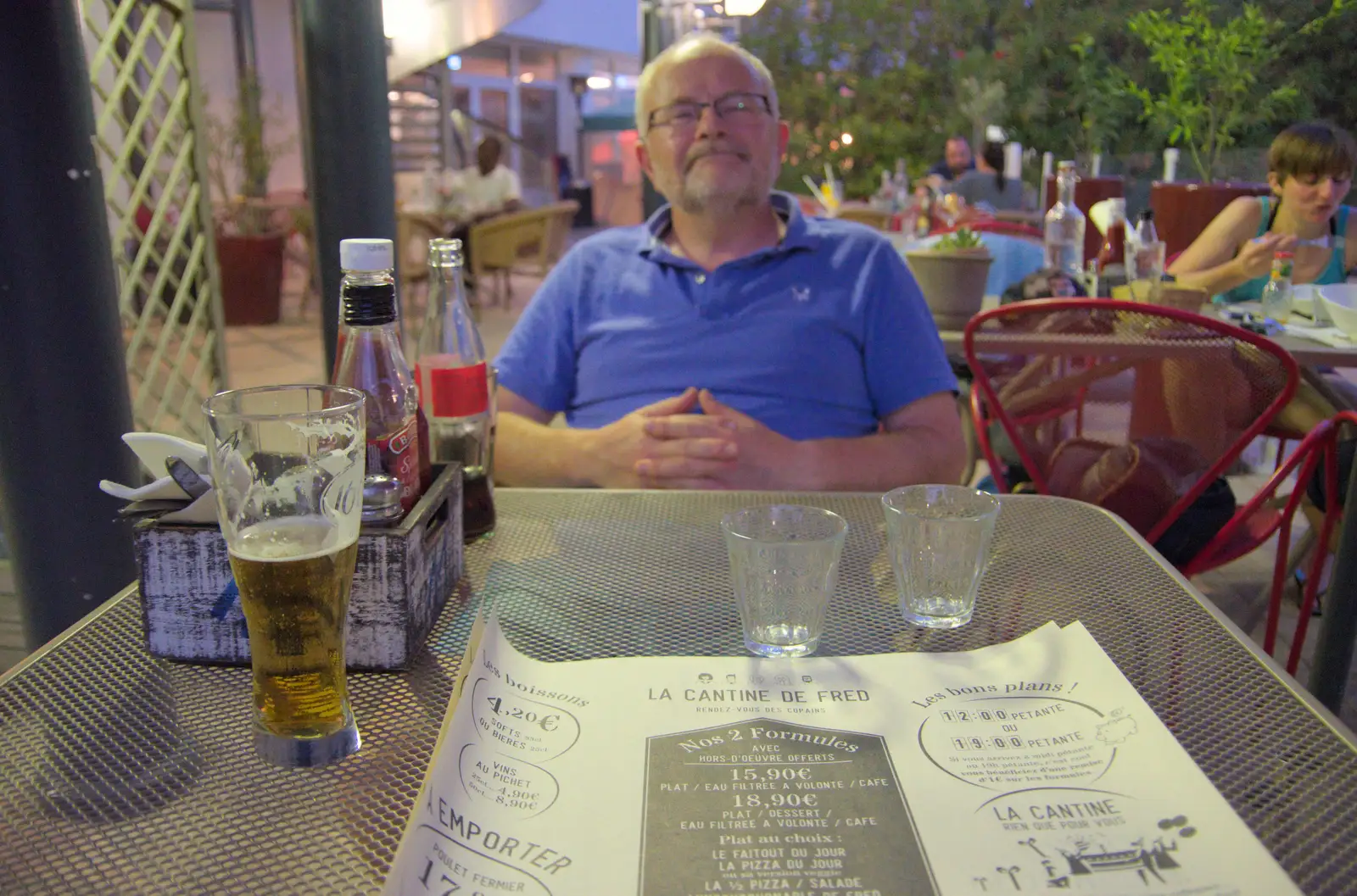 We have a bit of dinner at the Cantine de Fred, from Hannah and Olympic ILCA 6 Sailing, Marseille, France - 5th August 2024