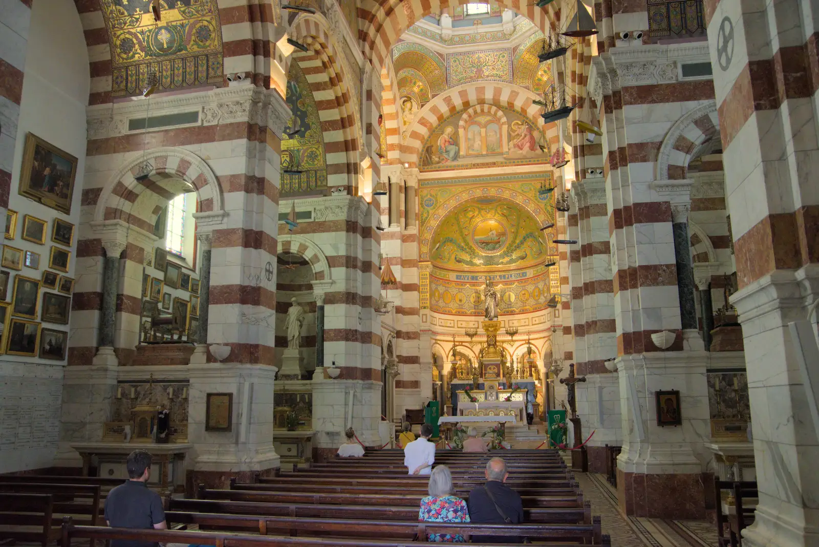 Inside Notre Dame, from Olympic Non-Sailing, Notre Dame, and the Journey Home, Marseille, France - 8th August 2024