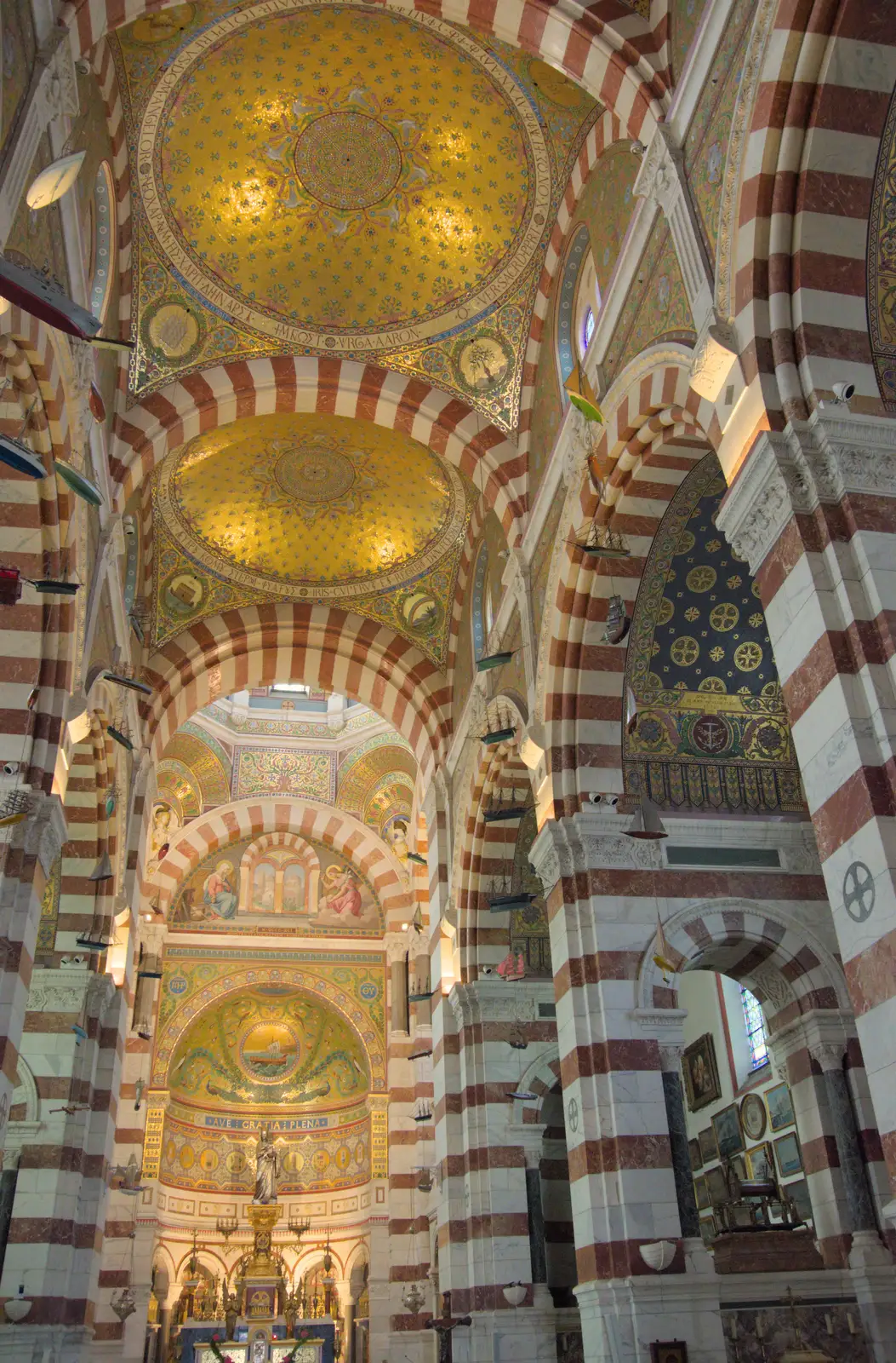 A stripey church , from Olympic Non-Sailing, Notre Dame, and the Journey Home, Marseille, France - 8th August 2024