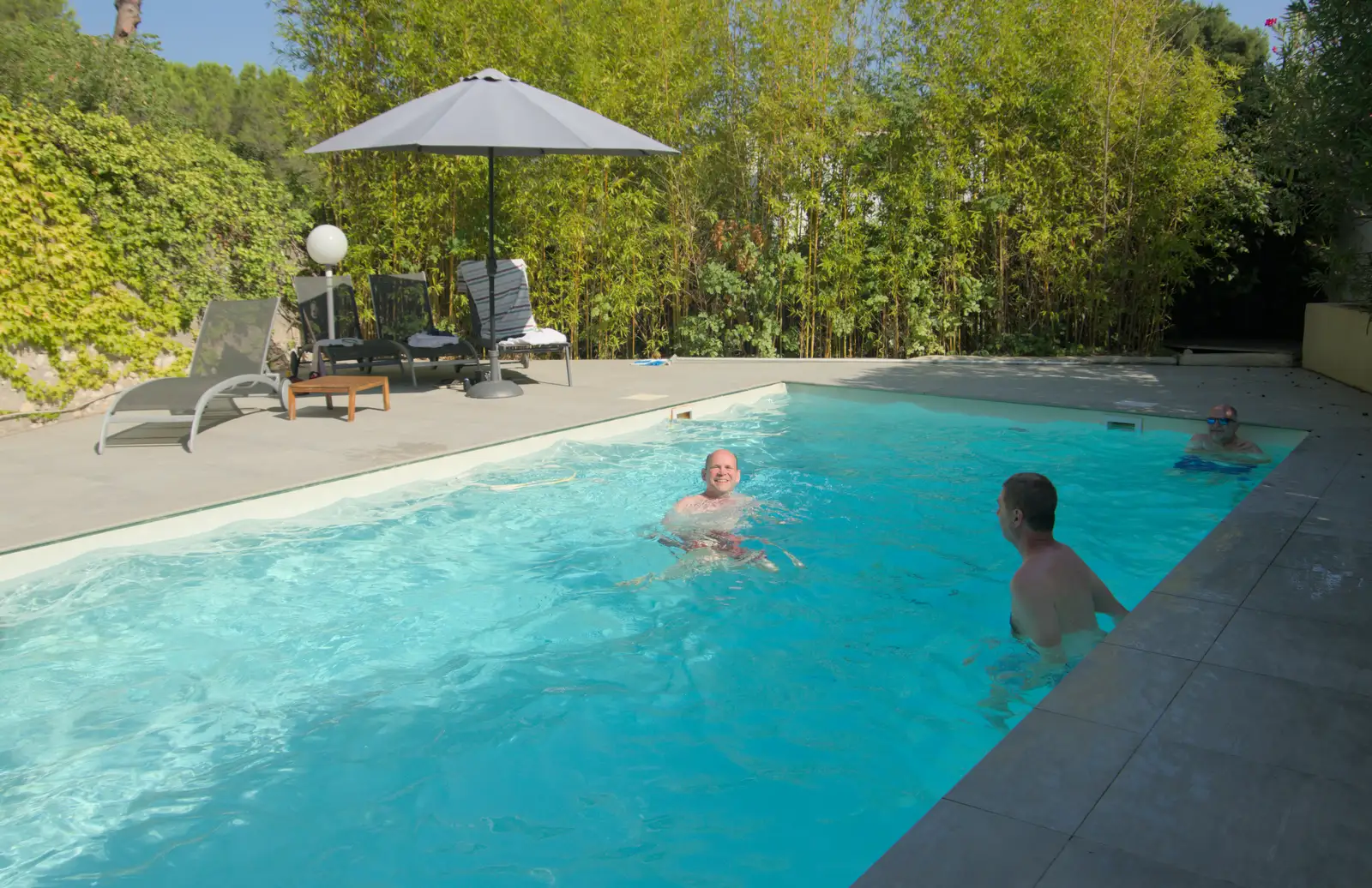 Phil, Sean and Hamish have a swim, from Olympic Non-Sailing, Notre Dame, and the Journey Home, Marseille, France - 8th August 2024