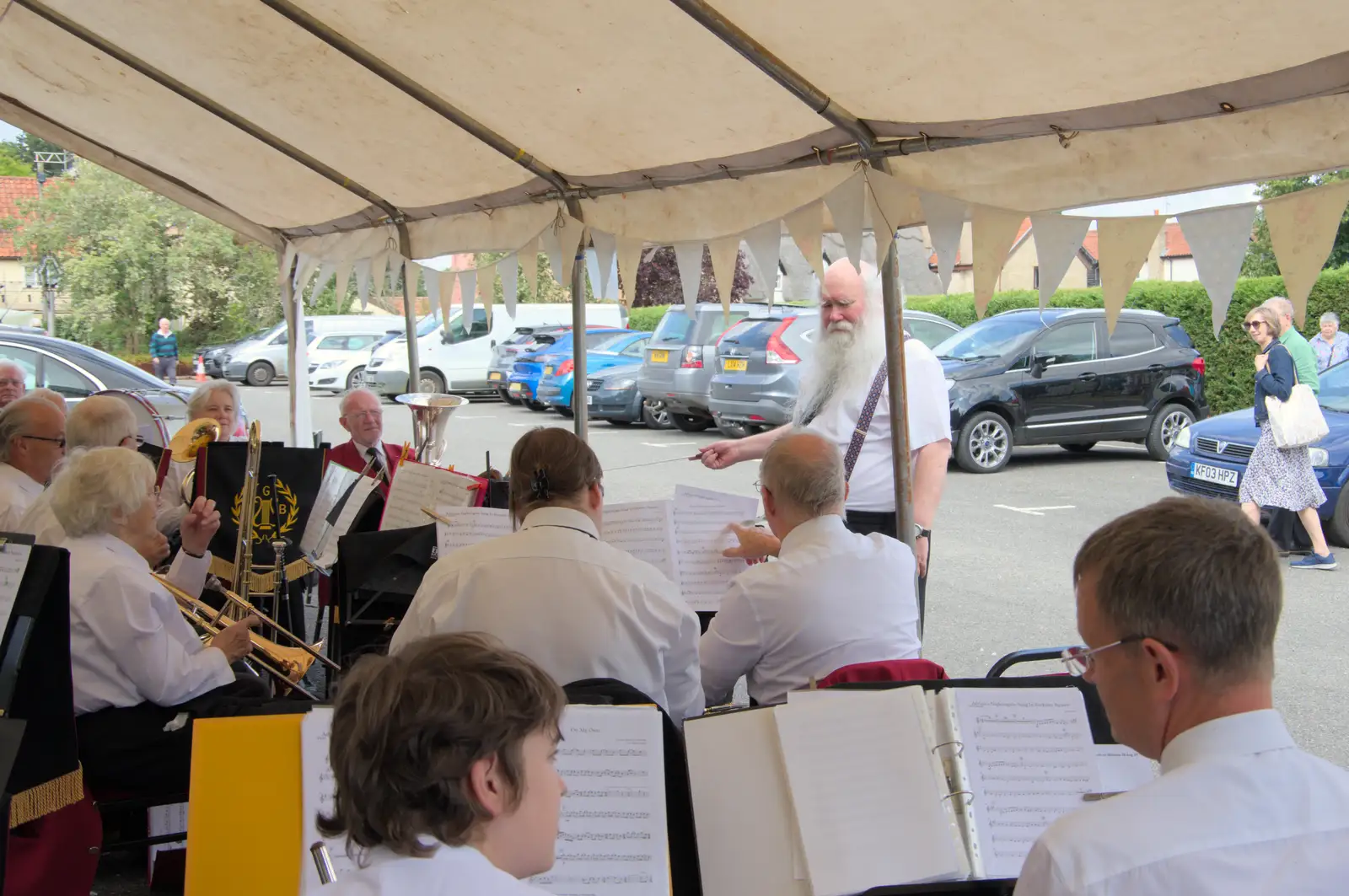 Adrian gets us ready to go, from A Summer Party, and the GSB at Walsham le Willows, Suffolk - 26th August 2024