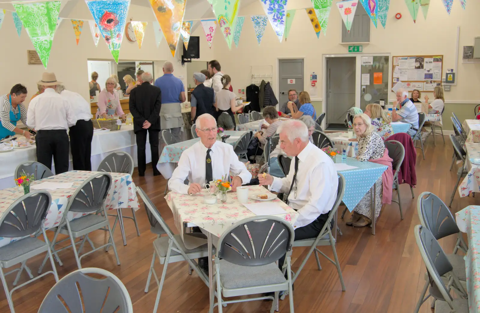 We have a break for cakes and tea, from A Summer Party, and the GSB at Walsham le Willows, Suffolk - 26th August 2024