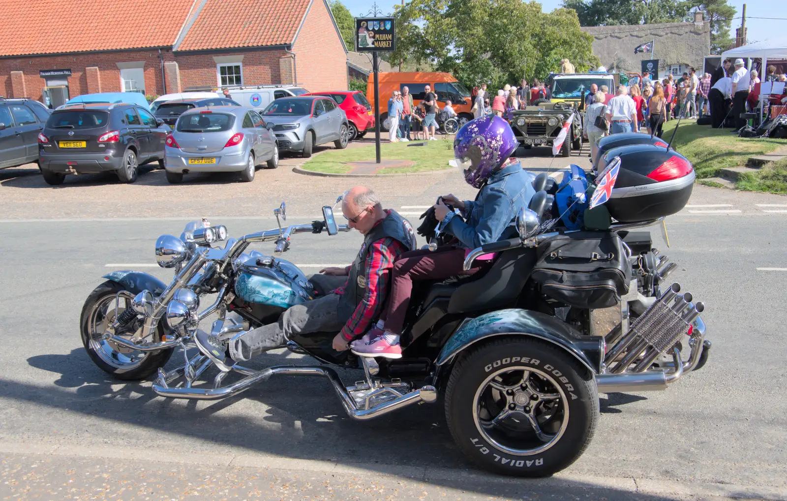 A massive tricycle motorbike heads off, from Palgrave Players Busking and the GSB at Pulham Market, Norfolk - 14th September 2024