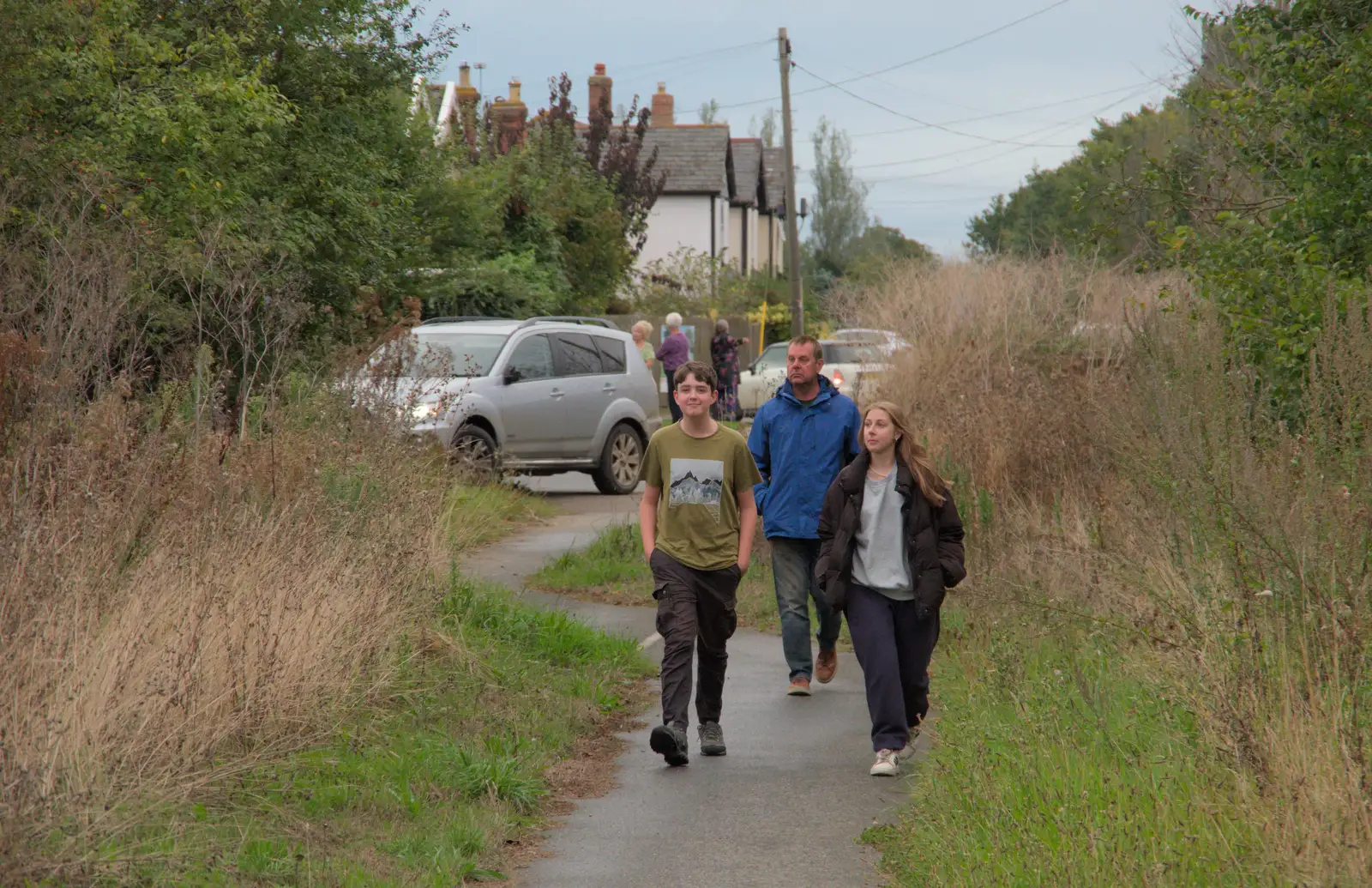 Fred and The Roph wander down to see what's up, from A Major Fire at Suffolk Highways, Brome, Suffolk - 15th September 2024