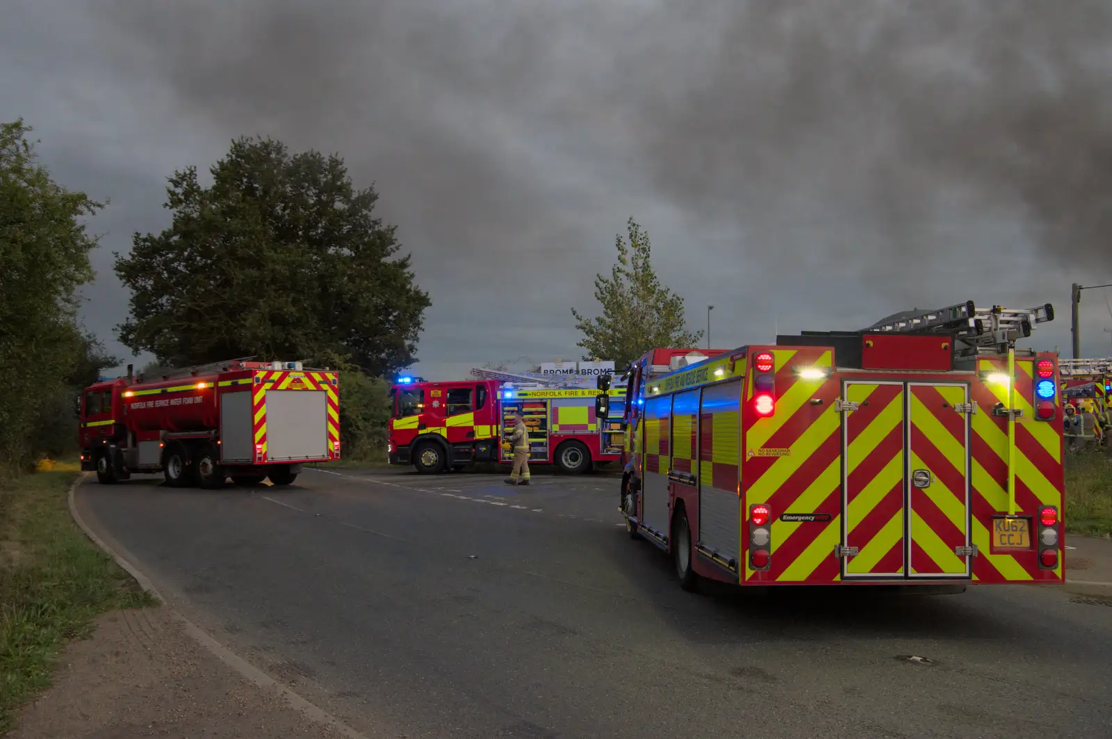 Fire engines are all over the place, from A Major Fire at Suffolk Highways, Brome, Suffolk - 15th September 2024