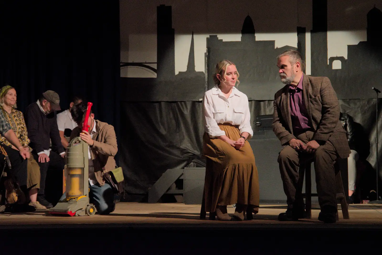 Holly talks to 'dad' as Lewis fixes a Hoover, from Palgrave Players do "Once", Garboldisham, Norfolk - 18th September 2024