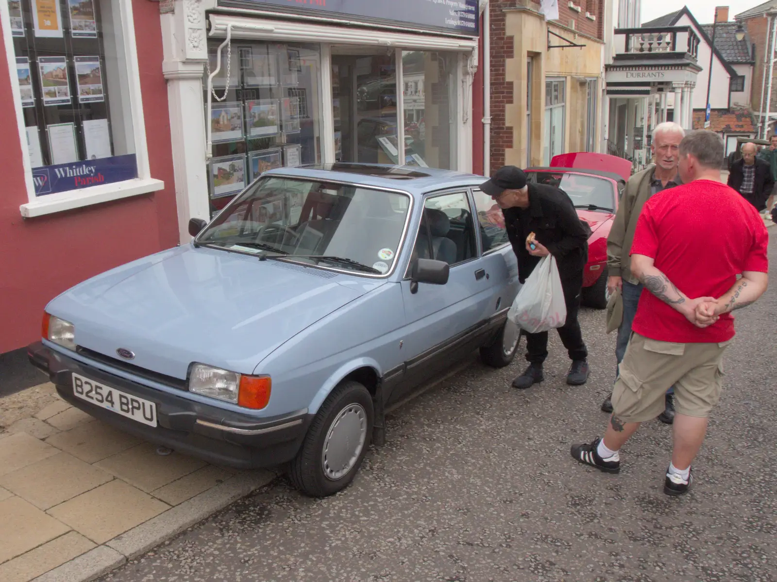 A 1985 Ford Escort, from Diss Heritage Transport Festival and the GSB at Wickham Skeith - 22nd September 2024