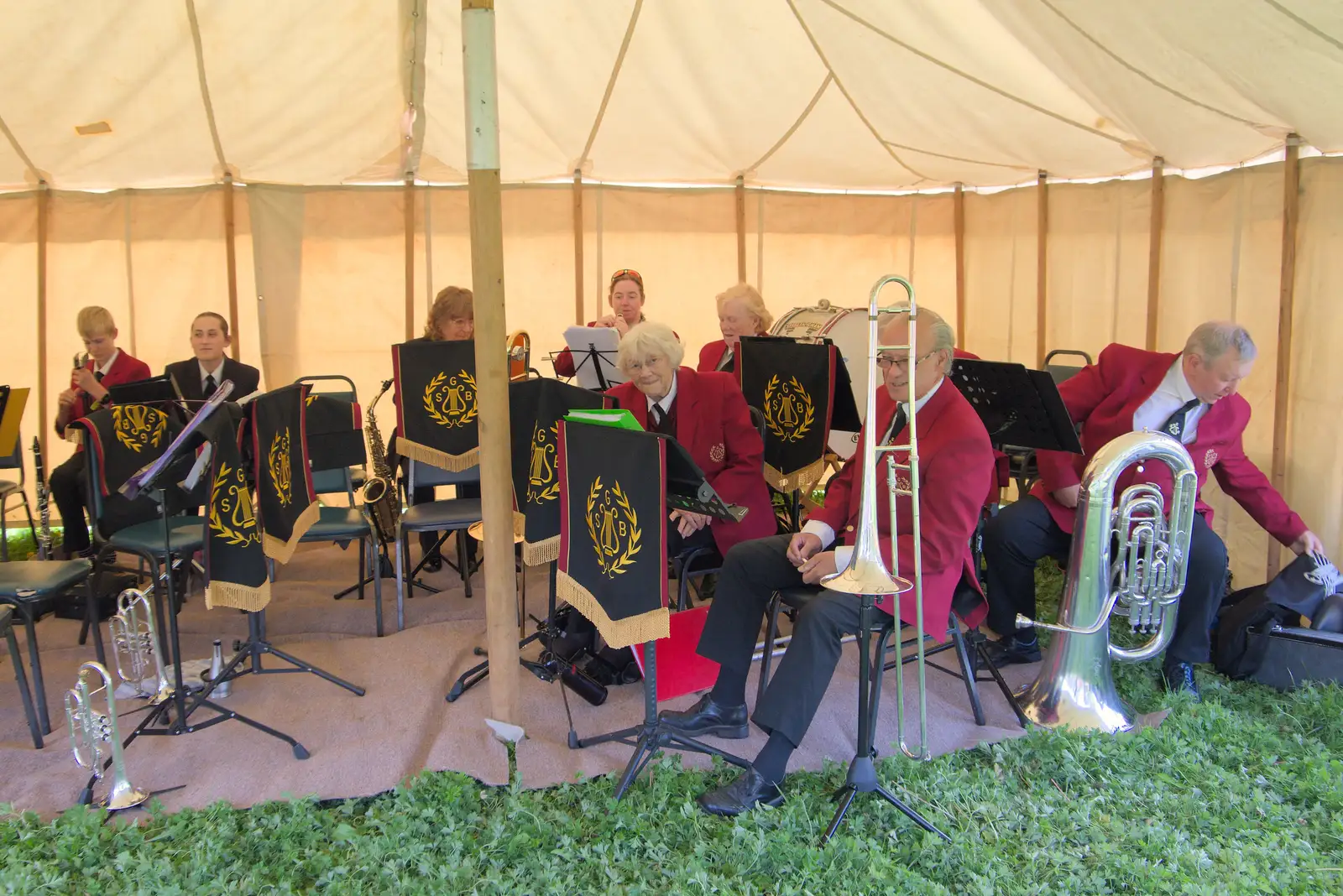 The GSB sets up in a canvas marquee, from Sunflowers, A Quiz at Westhorpe and a GSB Duck Race, Eye - 29th September 2024