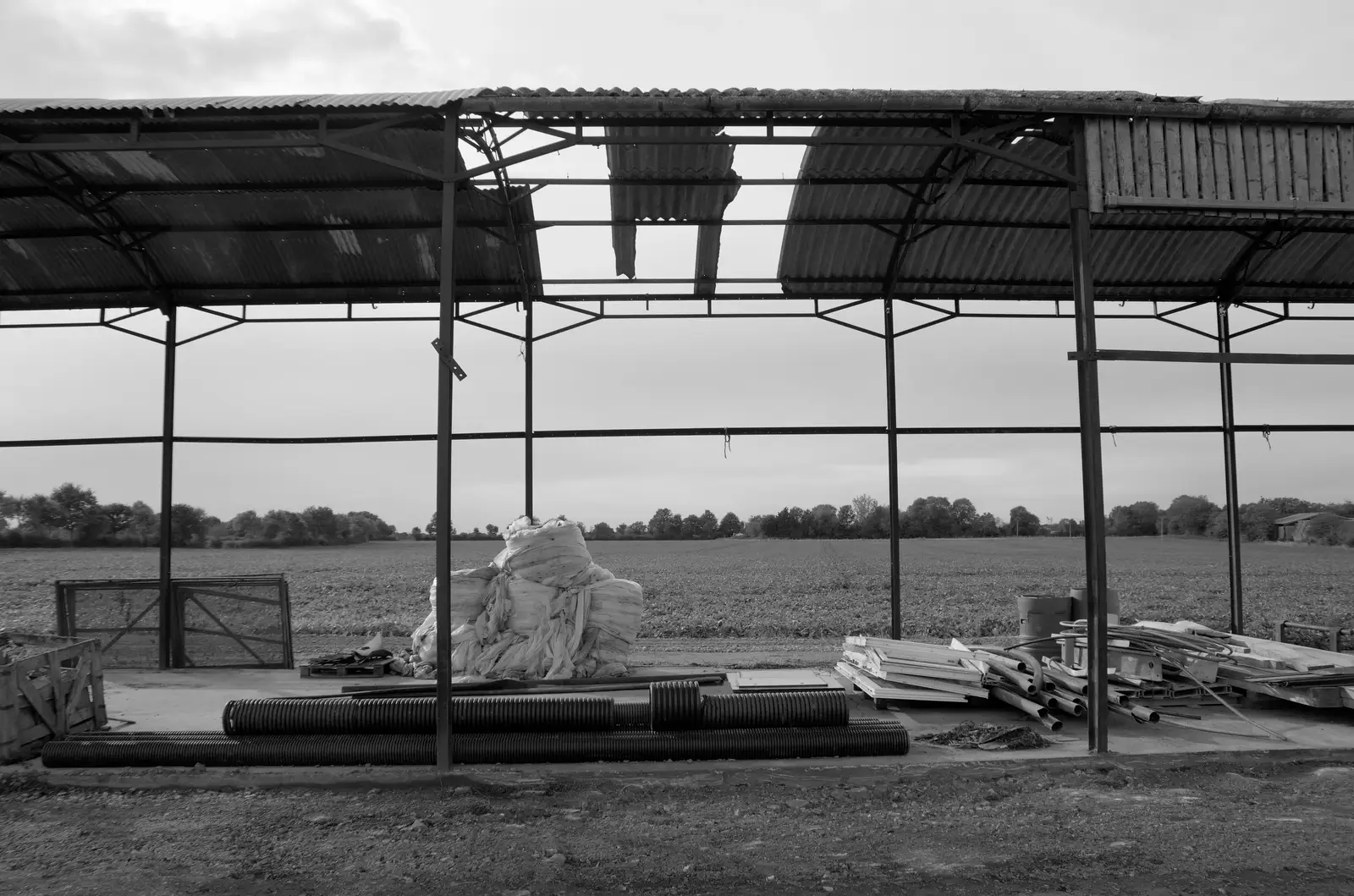 A roof is missing some corrugated iron, from A Walk to the Railway Tavern, Mellis, Suffolk - 13th October 2024