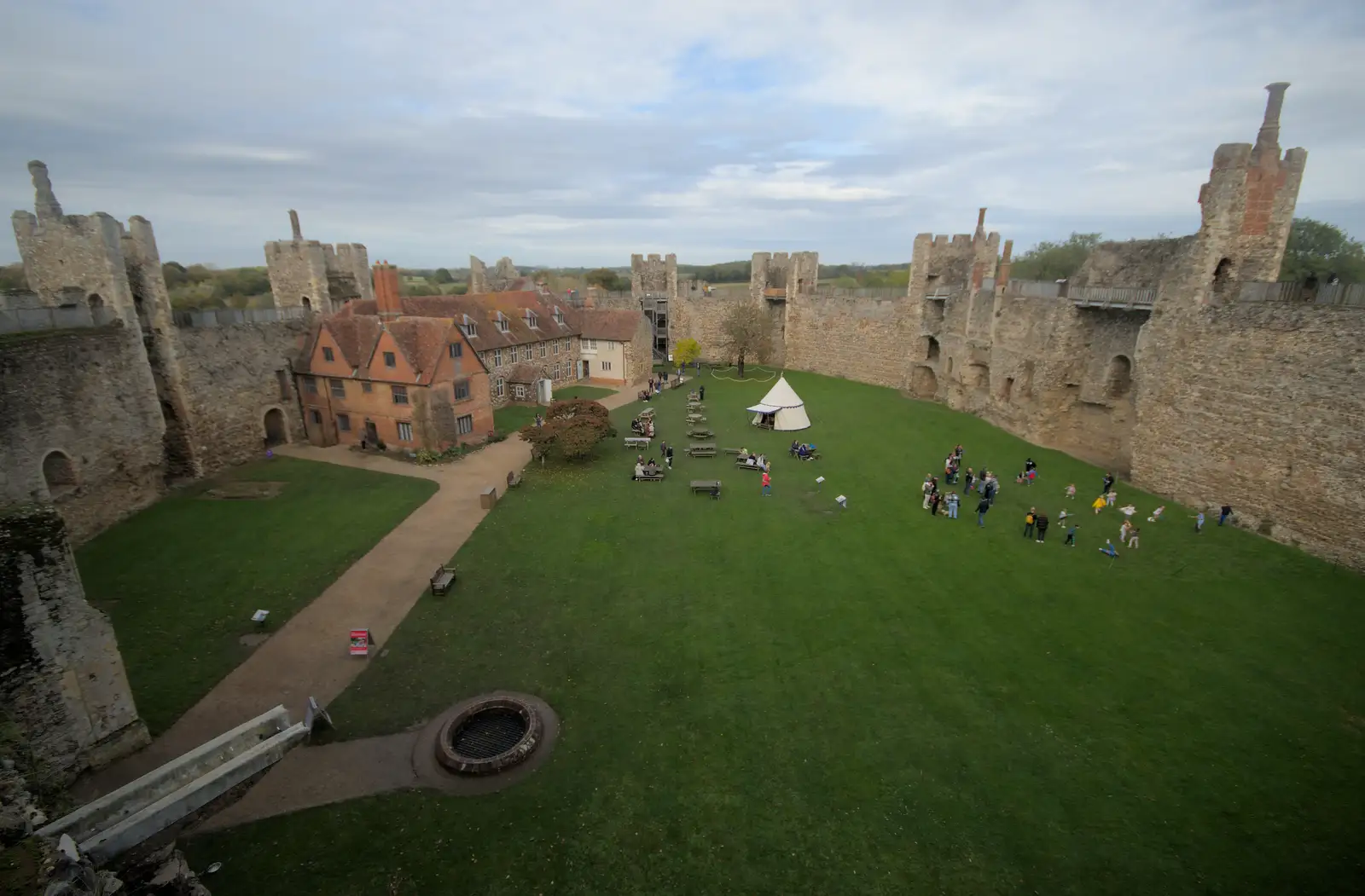 A view of Framlingham's courtyard, from The Witchfinder General at Framlingham Castle, Suffolk - 26th October 2024