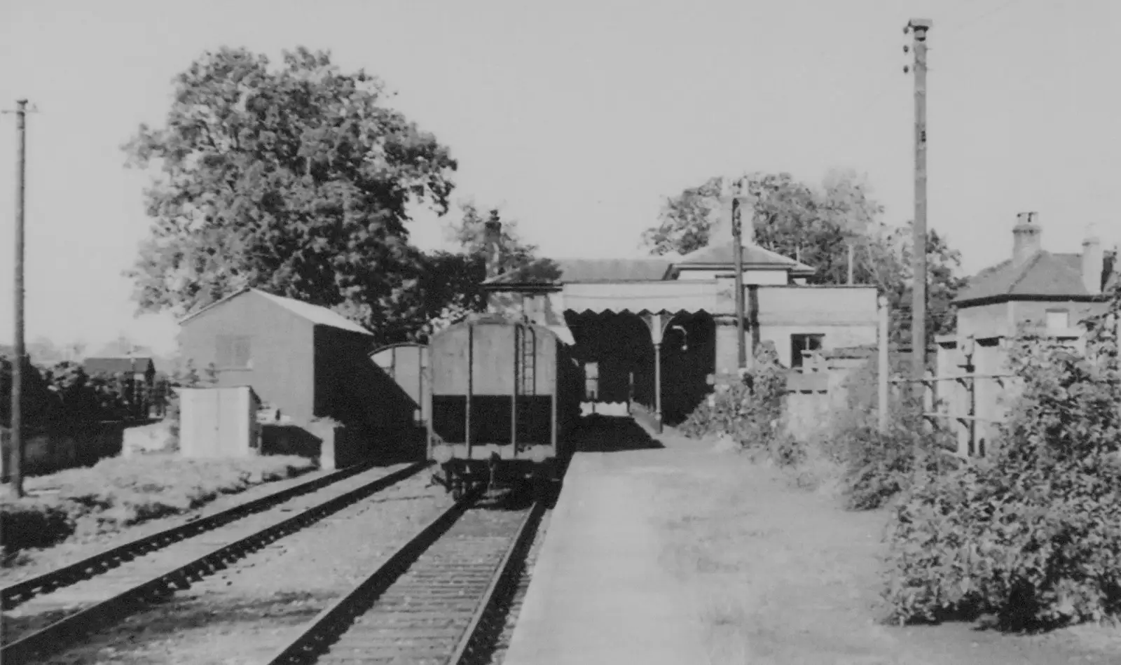 Framlingham station and its platform, from The Witchfinder General at Framlingham Castle, Suffolk - 26th October 2024