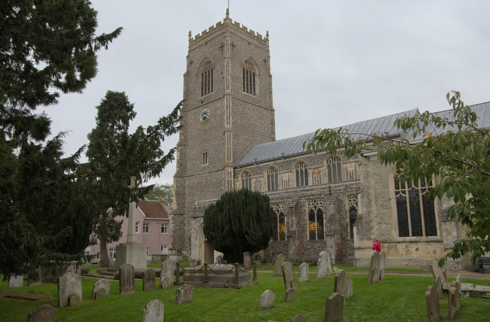 Framlingham's church of St. Michael, from The Witchfinder General at Framlingham Castle, Suffolk - 26th October 2024