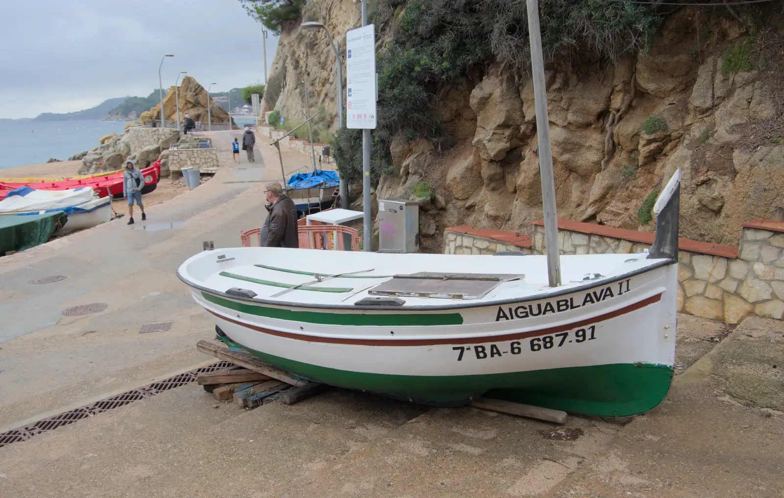 Another fishing boat on the seafront, from A Trip to Lloret de Mar, Catalonia, Spain - 27th October 2024