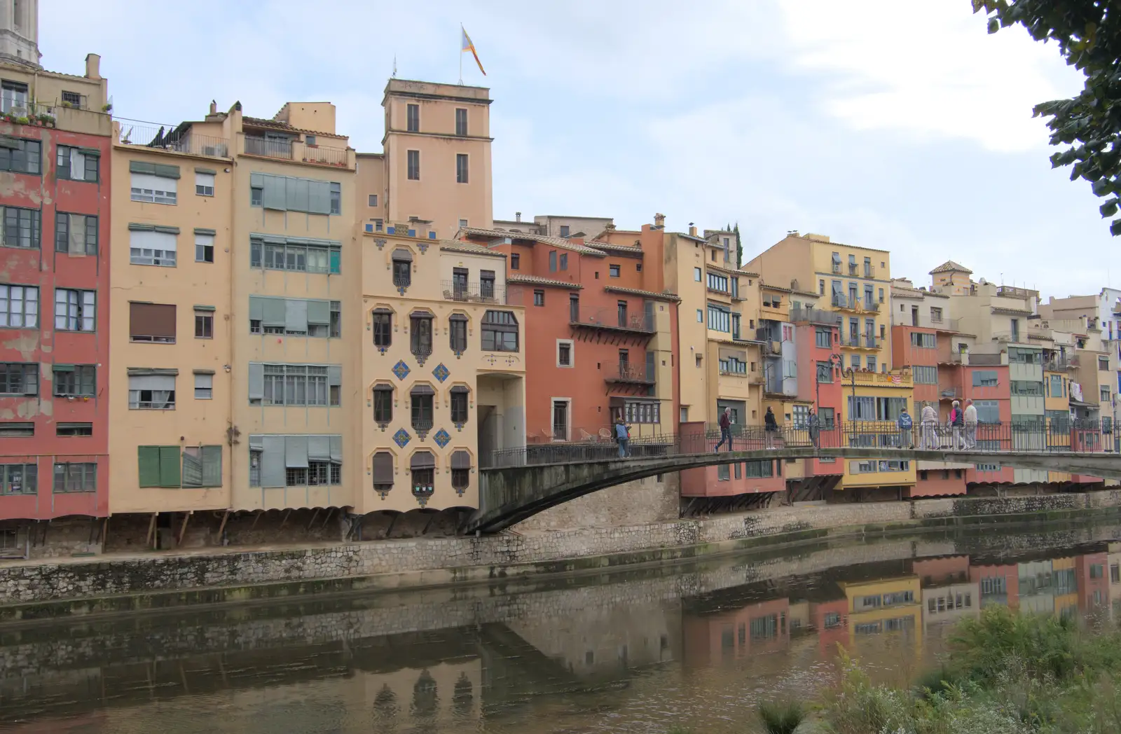 Picture-postcard view of buildings on the Riu Onyar , from A Return to Girona, Catalunya, Spain - 29th October 2024