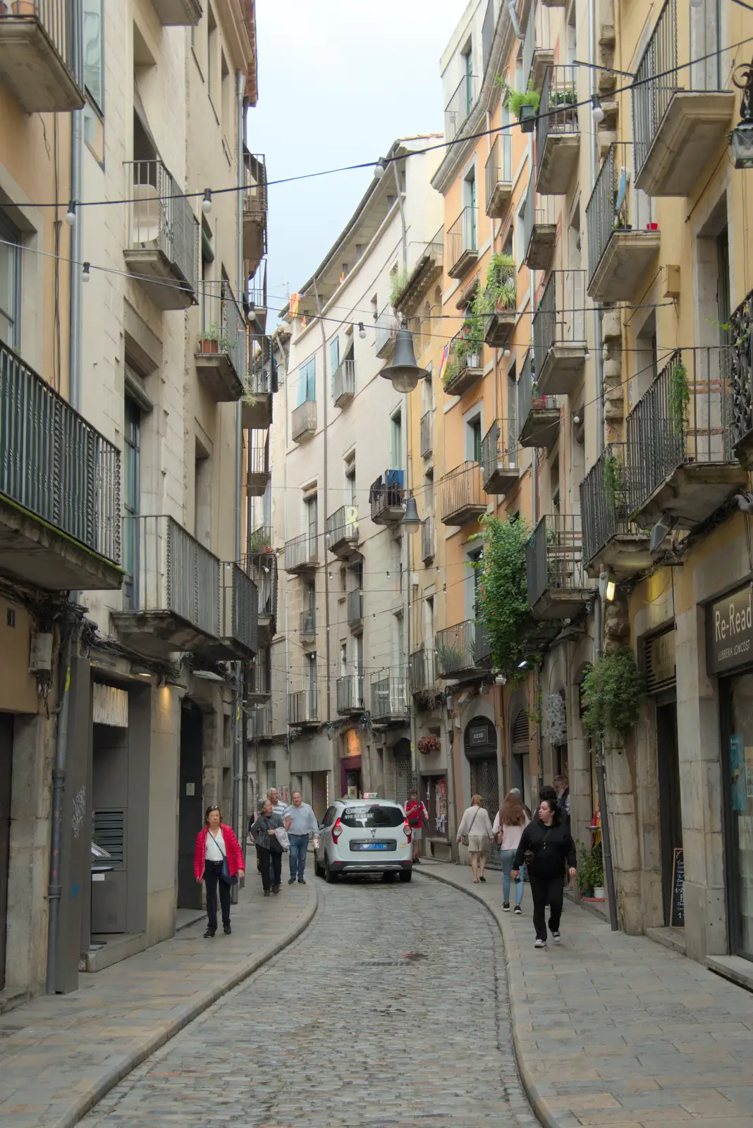 On the Calle de les Ballesteries, from A Return to Girona, Catalunya, Spain - 29th October 2024