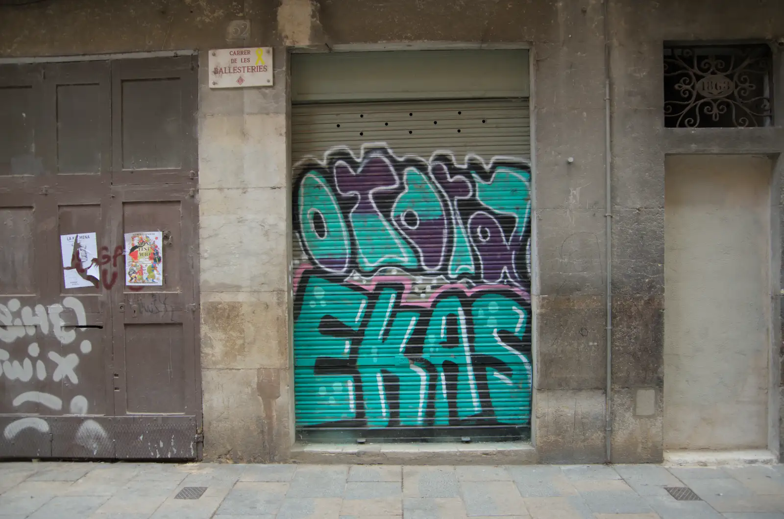 More graffiti on a shutter, from A Return to Girona, Catalunya, Spain - 29th October 2024