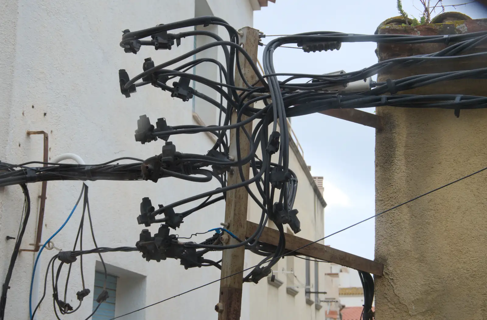 Some crazy electrics in the street, from A Postcard From Tossa de Mar, Catalunya, Spain - 30th October 2024