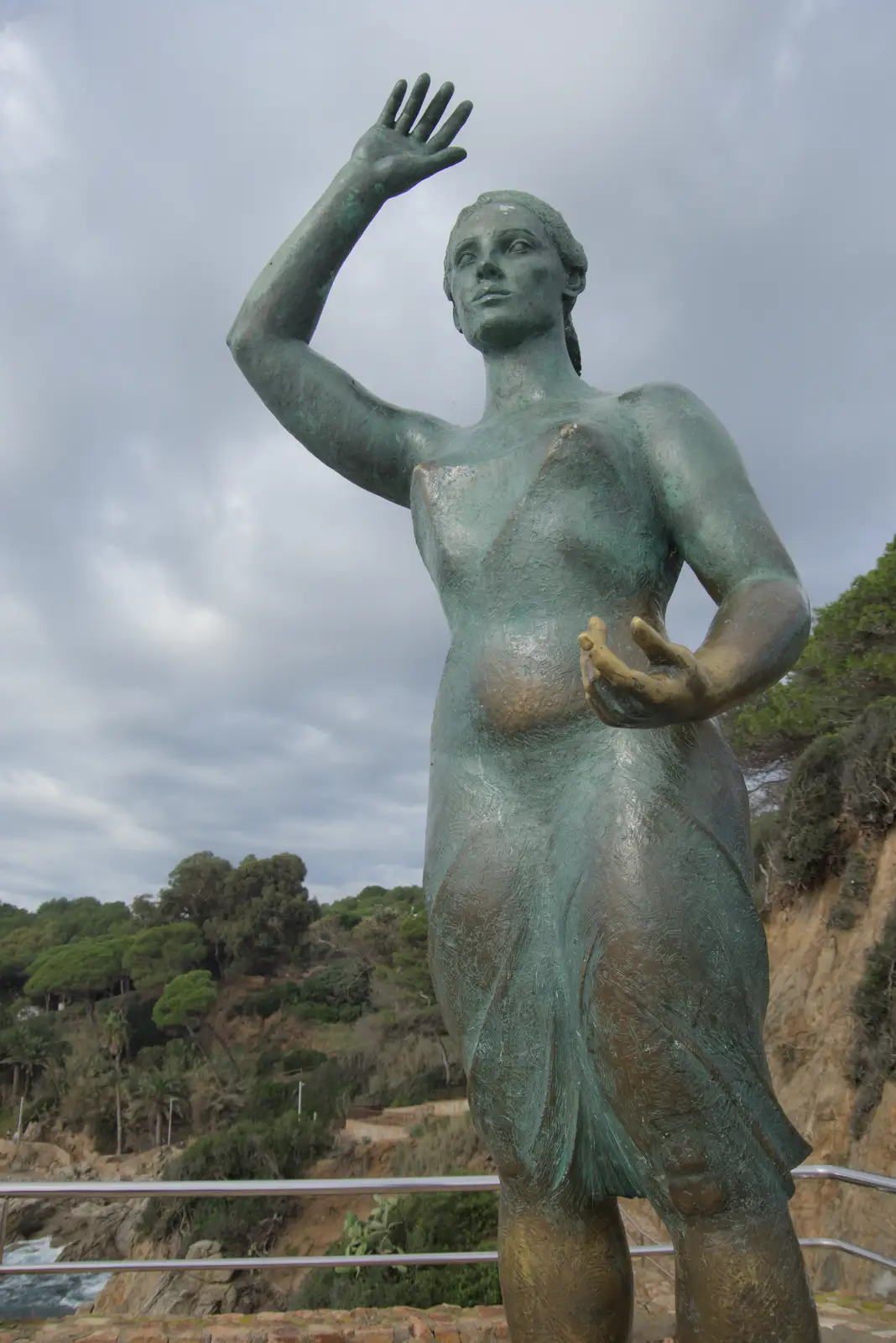 A statue waves to the sea, from Halloween and Flamenco Guitar, Lloret de Mar, Catalunya, Spain - 31st October 2024