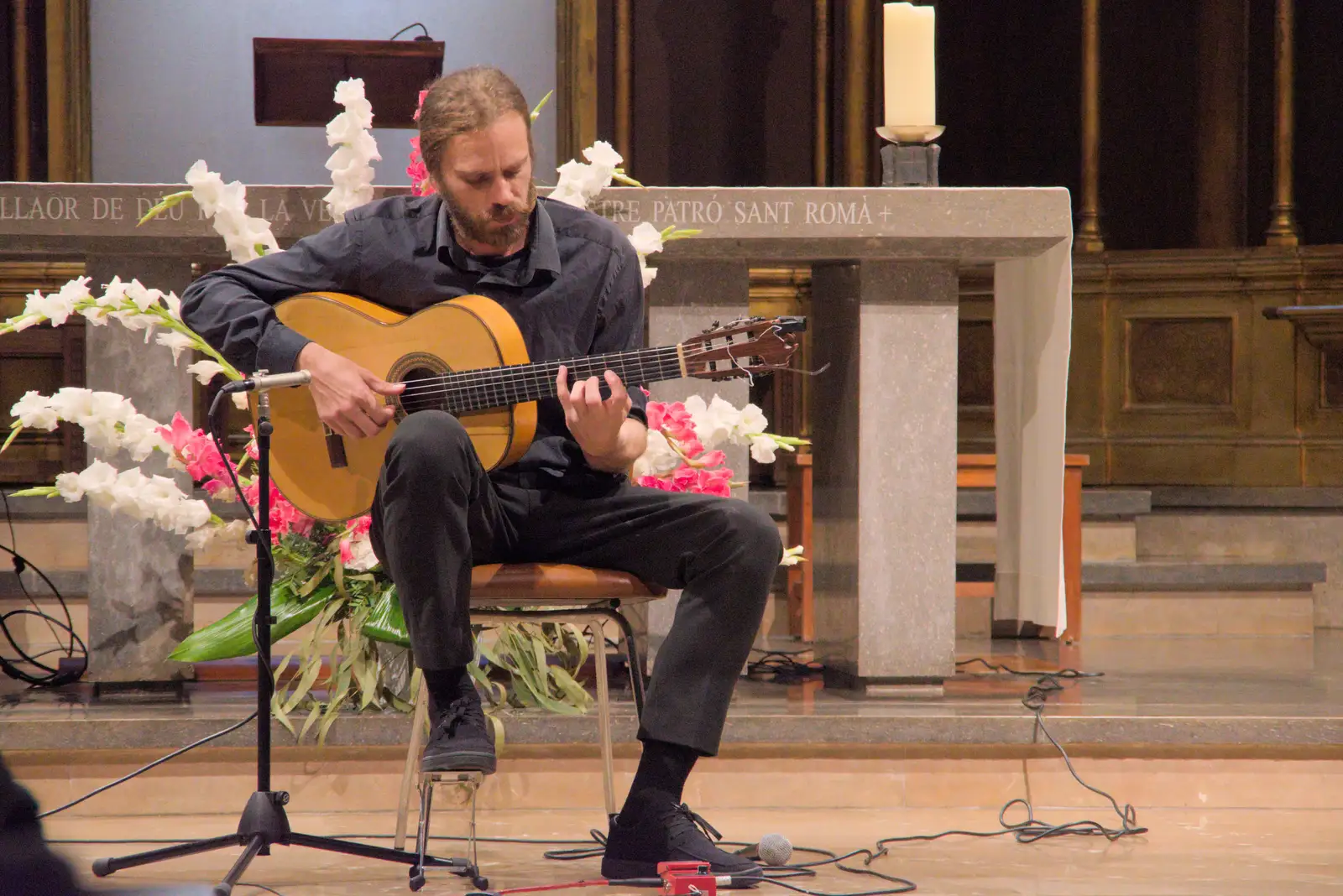 We watch the amazing Marc Segura play guitar, from Halloween and Flamenco Guitar, Lloret de Mar, Catalunya, Spain - 31st October 2024