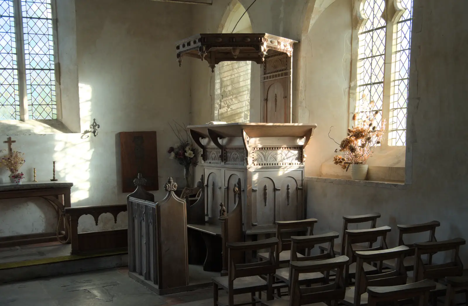 An impressive covered pulpit, from A Pub Walk to Ampersand, Diss, Norfolk - 17th November 2024