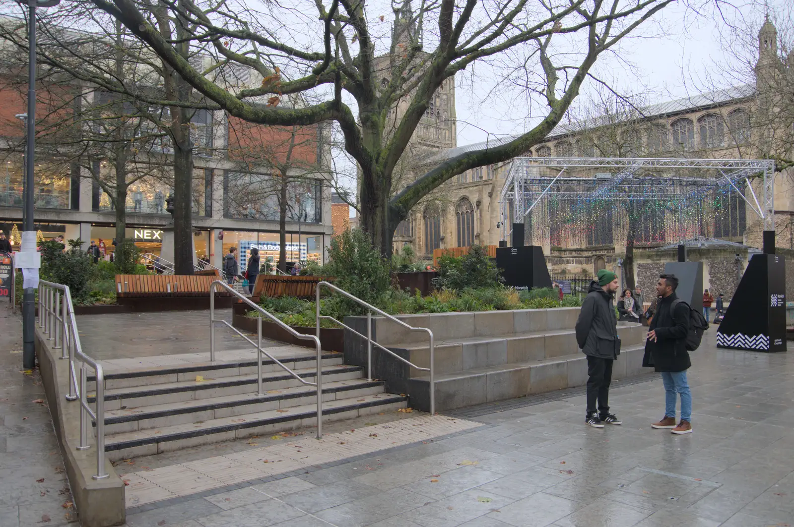 The remodelled Hay Hill on the Haymarket, from Christmas Shopping in Norwich, Norfolk - 8th December