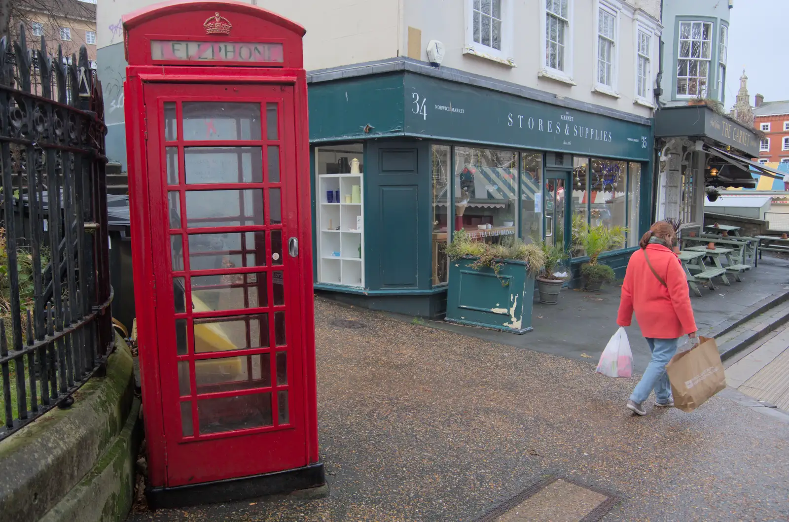 A marooned K6 phone box, from Christmas Shopping in Norwich, Norfolk - 8th December