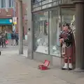 The skirl of bagpipes on Rampant Horse Street, Another Christmas Shopping Day, Norwich, Norfolk - 14th December 2024