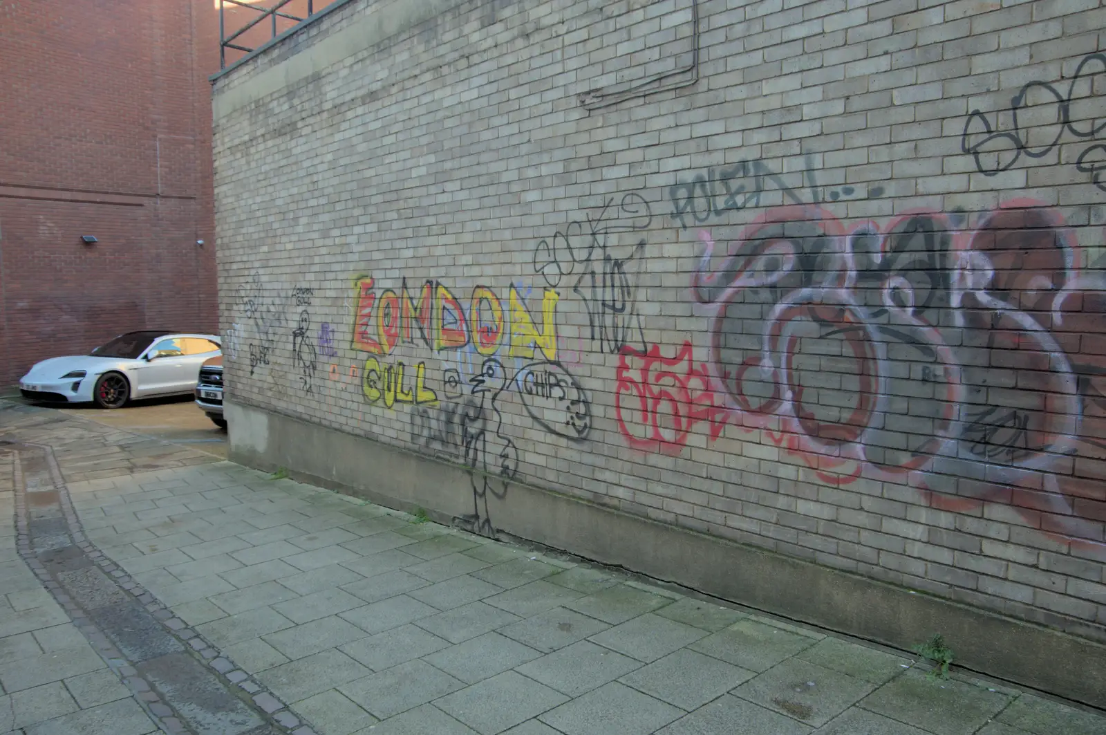 Simple graffiti on a wall, from Another Christmas Shopping Day, Norwich, Norfolk - 14th December 2024