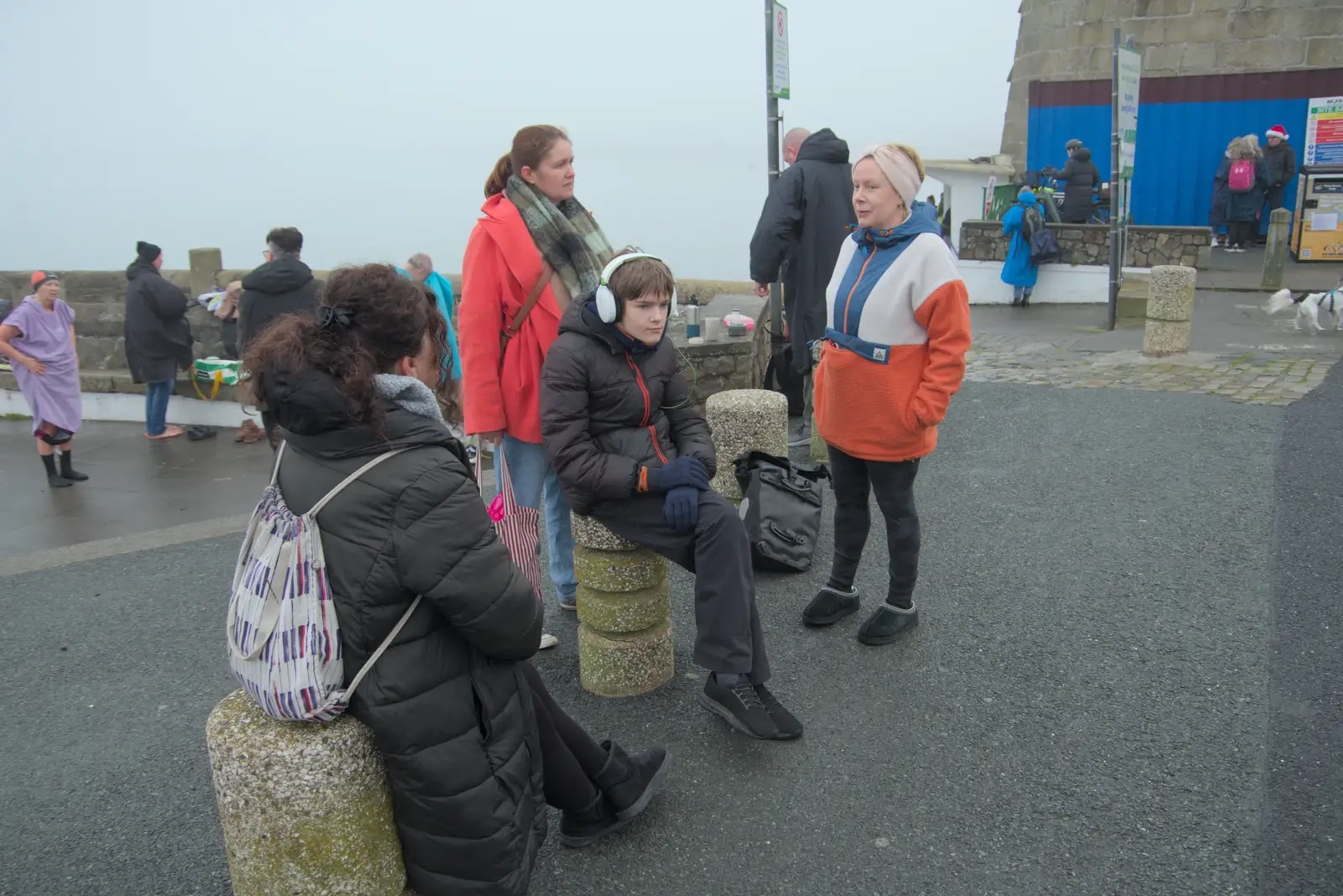 Harry's got his grump on as Isobel meets Meagan, from St. Stephen's Day in Blackrock, County Dublin, Ireland - 26th December 2024