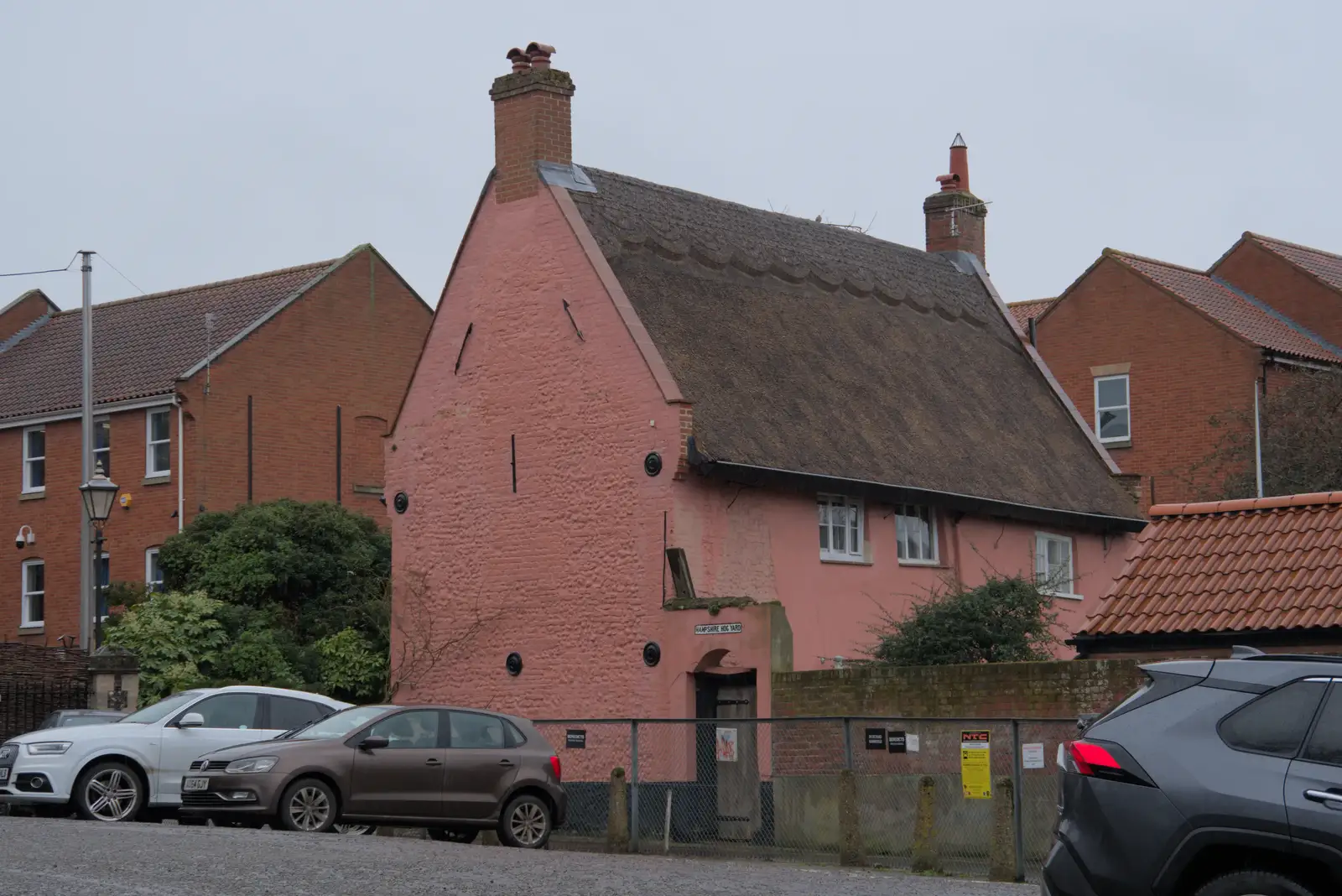 The thatched Hampshire Hog Yard, from A Rainy Couple of Hours in Norwich, Norfolk - 24th February 2025