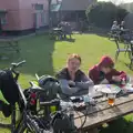 In the Four Horseshoes' garden in Thornham, A Sunday Pub Ride, Thornham and Mellis - 9th March 2025