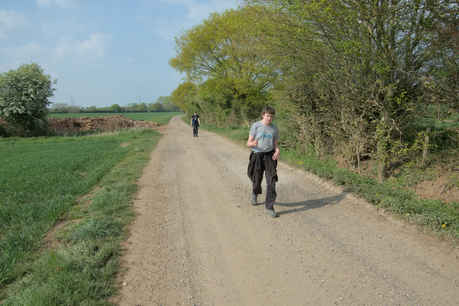 We're on the path from Warren Hills, from May Miscellany and New Kittens, Brome, Suffolk - 4th May 2025