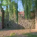 The impressive vine-covered gates of Fleming Hall, Hoxne, Bedfield, and the BSCC does the Lion, Debenham - 8th May 2025